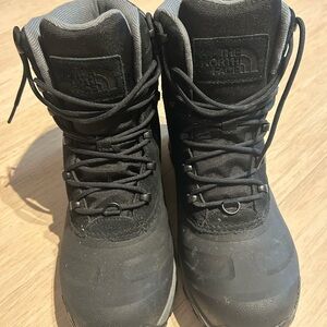 Men’s Chilkat Lace Waterproof Boots, size 10.5